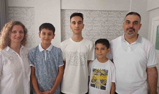 YKS Türkiye birincisi Ahmet Eren Özyurtseven'in tercihi belli oldu