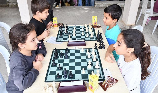 Zorkun Çocuk Şenliği'nde çocuklar hem eğlendi hem öğrendi