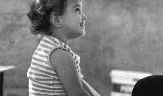 2 yaşındaki çocuk, kamyonetin altında kalarak hayatını kaybetti