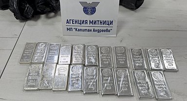 20 kilo Külçe gümüş komşuya kaldı