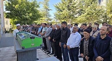 3 padişah, 12 cumhurbaşkanı gören 127 yaşındaki Amasyalı 'Ayşe Nine' vefat etti