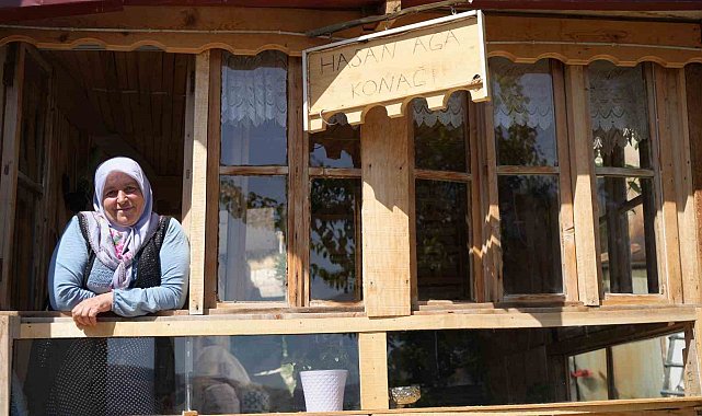 44 yıldır kiracısı olduğu eve gözü gibi bakıyor: "Kendi imkânlarımızla evimizi saray yaptık"