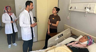 54 yaşındaki kadın 15 yıl sonra yeniden gülümseyebilecek