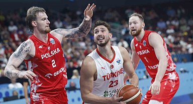 A Milli Erkek Basketbol Takımı, yarı finalde Yunanistan ile karşılaşacak
