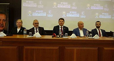 Adalet Bakanı Tunç, Çanakkale'de STK temsilcileriyle buluştu