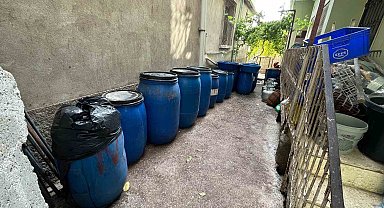 Adana'da 3 bin 650 litre sahte içki ele geçirildi: 4 gözaltı