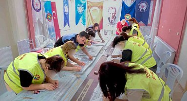 Adana'da çocuklara model uçak ve robotik kodlama kursu