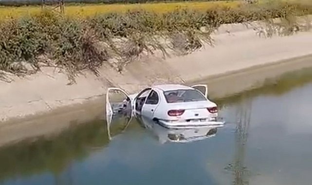 Adana'da otomobil sulama kanalına devrildi: 1 ölü, 2 yaralı