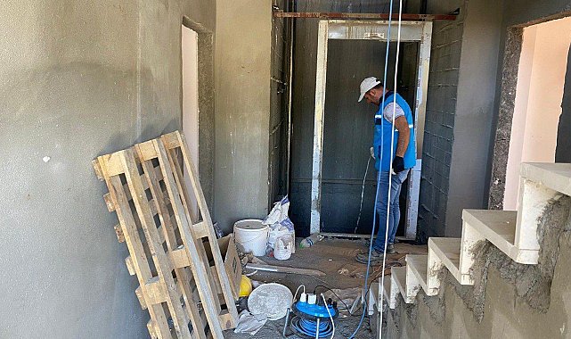 Adıyaman Belediyesi'nin ilaçlama mesaisi devam ediyor