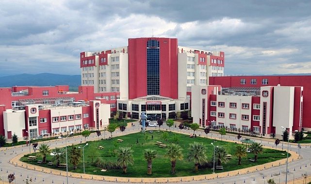 ADÜ'den 'bıçak parası' açıklaması: "Kararlılıkla mücadele edeceğiz"