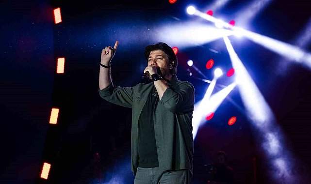 Ahmet Şafak'tan Kayseri'de duygu yüklü gece