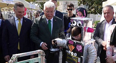 AK Parti milletvekilleri Bakırköy'de sahaya indi