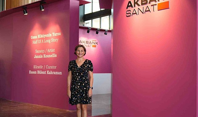 Akbank Sanat, Contemporary Istanbul'da "Uzun Hikâyenin Yarısı" sergisi ile yer alıyor