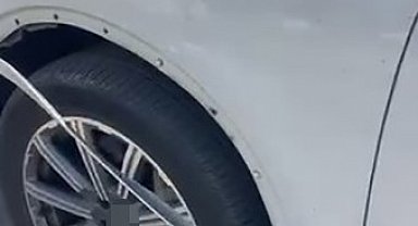 Alanya'da trafik tartışmasında cam yumruklayan safari aracı sürücüsü serbest bırakıldı