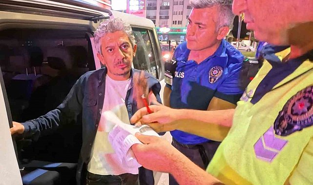 Alkol alıp direksiyona geçti, kaza yapıp gözaltına alınınca, "Hayvan mıyım?" dedi