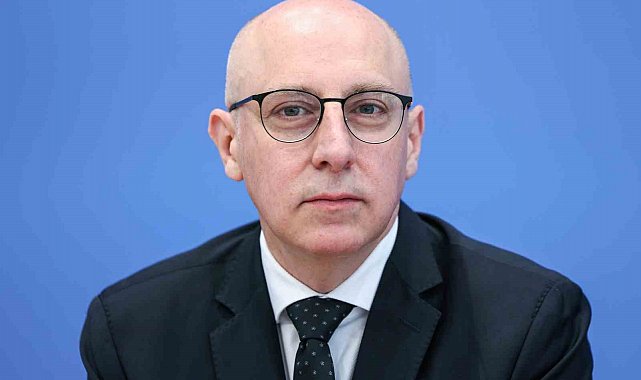 Almanya'da iç istihbaratın başına bir Türk atandı