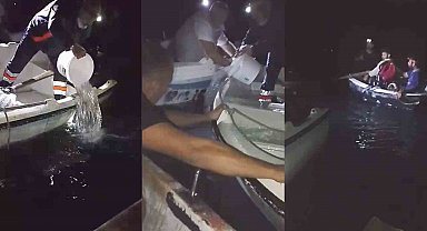 Amatör balıkçıların teknesi alabora oldu, denize düşen 2 kişi kurtarıldı