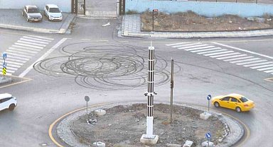 Ankara'da trafiği kapatıp drift atan trafik magandaları kamerada