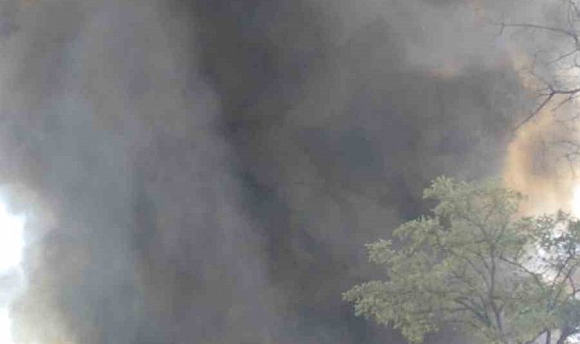 Ankara'daki geri dönüşüm fabrikasında yangın