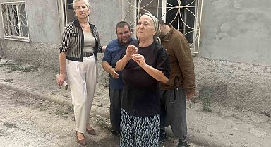 Anne ve 2 engelli oğlu yıllarca bu çöp evde yaşadı