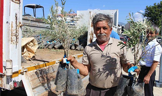 Antalya Büyükşehir Belediyesi'nden fidan desteği