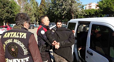 Antalya'da kıraathanedeki cinayet davasında sanık ikinci kez hakim karşısında