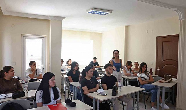 Antalya'da YKS hazırlık kursları başladı