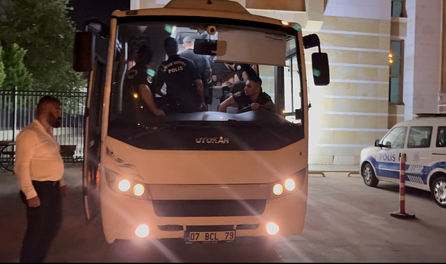 Antalya'daki rüşvet soruşturmasında 5 tutuklama, 9 adli kontrol kararı