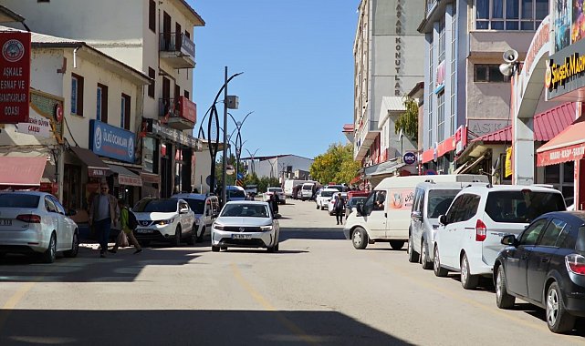 Aşkale'de 4.4 büyüklüğünde deprem paniğe neden oldu