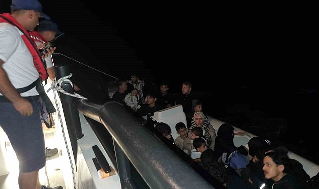 Aydın'da 17 düzensiz göçmen kurtarıldı
