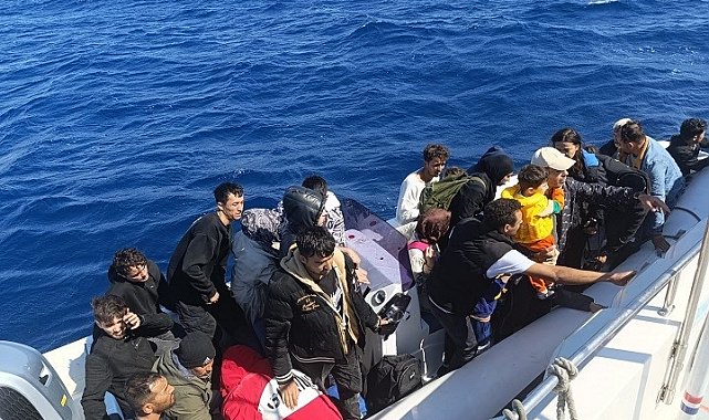 Aydın'da 26 düzensiz göçmen kurtarıldı
