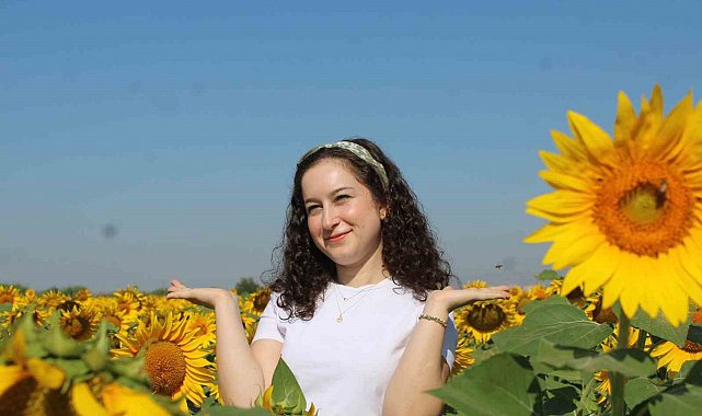 Aydın'da sarı renkleriyle şölen sunuyor