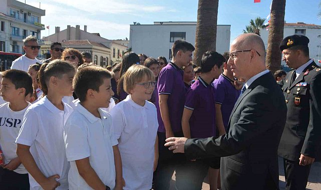 Ayvalık'ta 2025-2026 Eğitim ve Öğretim yılının ilk zili çaldı