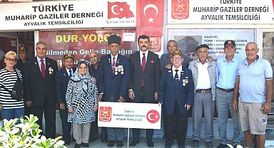 Ayvalık'ta Cumhuriyet Başsavcısı Acemoğlu gazileri unutmadı