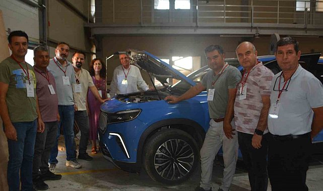 Ayvalık'ta Öğretmenlere "Hibrit ve Elektrikli Araç Teknolojileri" Eğitimi