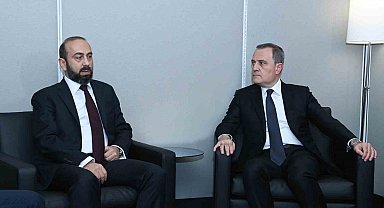 Azerbaycan Dışişleri Bakanı Bayramov, Ermeni mevkidaşı Mirzoyan ile görüştü