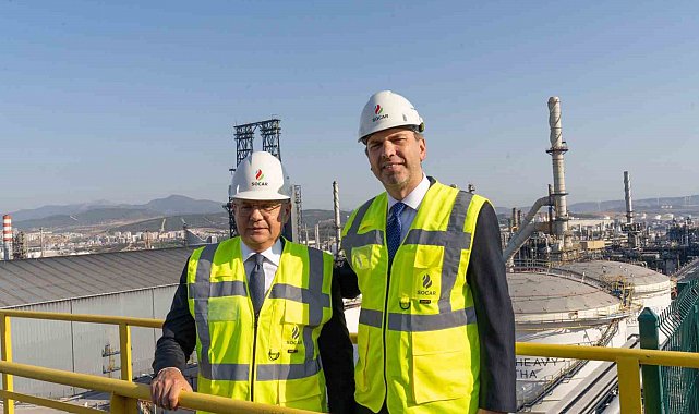 Azerbaycan Enerji Bakanı Şahbazov ve Bakan Bayraktar, SOCAR Türkiye'nin Aliağa'daki üretim sahasını ziyaret etti