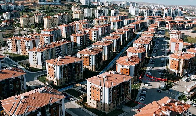 Bakan Kurum'dan Elazığ'a 'Hemşehrilik' teşekkürü