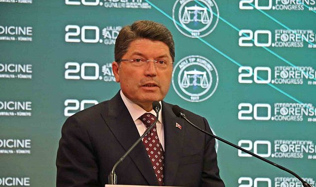 Bakan Tunç: "Gazze'deki soykırım uluslararası mahkemelerin inandırıcılığını kaybettiğini bütün dünyaya göstermiş durumda"