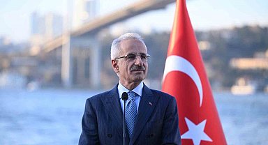 Bakan Uraloğlu: "Bandırma-Tekirdağ hattı ile Marmara Denizi'nde tren feribotu taşımacılığını başlattık"