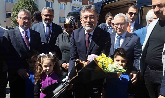 Bakan Yumaklı: "Tarımın, ormanın ve suyun olmadığı bir dünya, bizim dünyamız değildir"