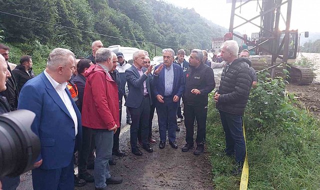 Bakanlar Uraloğlu ve Bak Rize'de sel bölgesinde