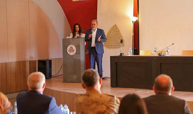 Baksı Müzesi'nde iki gün sürecek olan sempozyumunun ilki tamamlandı