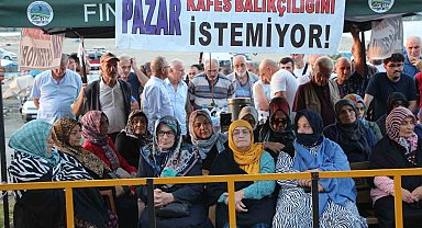 Balıkçı köyü balıkçılık yapabilmek için direniyor