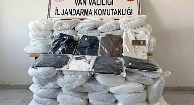 Başkale'de gümrük kaçağı malzemeler ele geçirildi