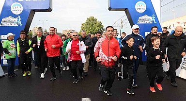 Başkan Büyükılıç'tan Kayseri'nin Uluslararası Yarı Maratonu'na davet