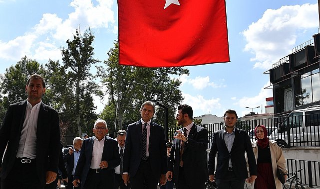 Başkan Büyükkılıç ve AK Parti Genel Başkan Yardımcısı Demir'den esnaf ziyaretleri