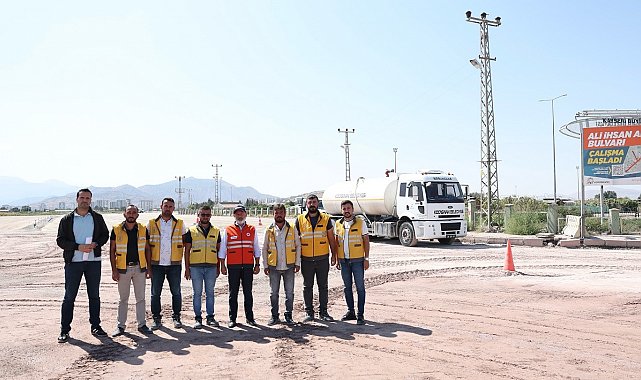 Başkan Çolakbayrakdar: "Marka ve model Kayseri belediyeciliğini bir üst seviyeye taşıyoruz"