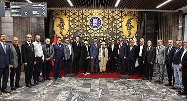 Başkan Kahveci, Ahilik Haftası Kutlama Komitesi'ni kabul etti