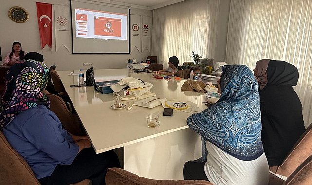 Bayburt'ta kadınlara 'Kadına Yönelik Şiddetle Mücadele Eğitimi' verildi